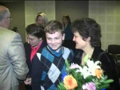 LE LONDREN PER KORCEN BRITANIKU NDIHMON PREJ 21 VJETESH NJEREZIT E VARFER LAJM