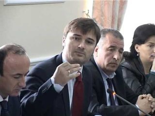 KANDIDATURA E PS MAXHORANCA KUNDER ARDIAN VISHES SI KANDIDAT PER KLD LAJM