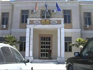 ARRESTOHET KAJOLLI ANETARI I KESH BASHKIAK TE FIERIT KERKOHEJ NE ITALI LAJM