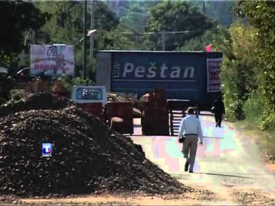 TENSION NE MITROVICE SULMOHET POSTBLLOKU I POLICISE SE KOSOVES NE VERI LAJM