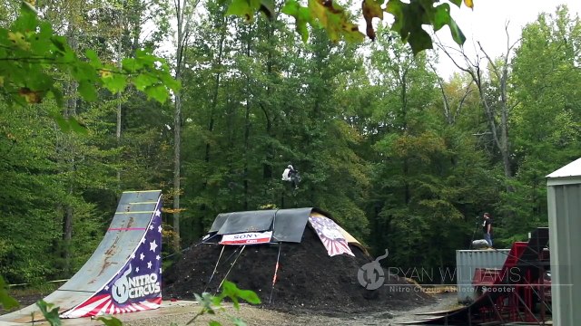 Triple frontflip en BMX