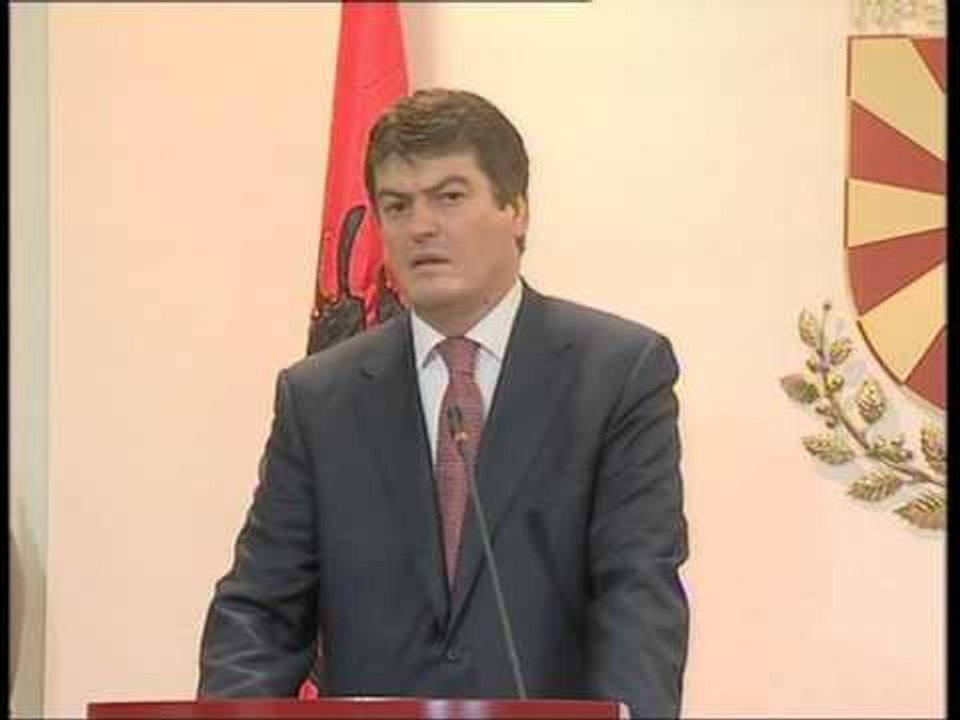 TOPI ME IVANOV PRESIDENTI SHQIPTAR DENON AKTET E DHUNES NE MAQEDONI LAJM