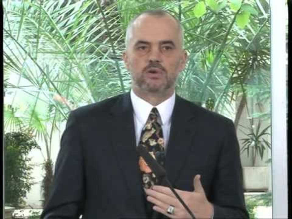 REPLIKON EDI RAMA SALI BERISHA NUK I KA DUART E PASTRA ESHTE I KORRUPTUAR LAJM