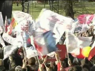 ZGJEDHJET NE FRANCE MBYLLET FUSHATA SOCIALISTI HOLLANDE KRYESON SONDAZHET LAJM