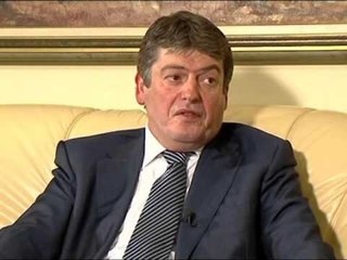 TOPI PER PRESIDENCEN NGA MAQEDONIA DEKLARON SE PAS MANDATIT DO JETE NE POLITIKE LAJM