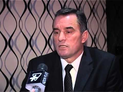 SHEFI I POLICISE BURREL MERRET PENG NGA FAMILJARET E NJE VAJZE QE E NGACMOI LAJM