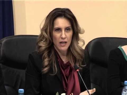 STATUSI I KANDIDATIT KOMISIONERI FYLE VJEN NE 3 MAJ NE TIRANE PER REFORMAT LAJM