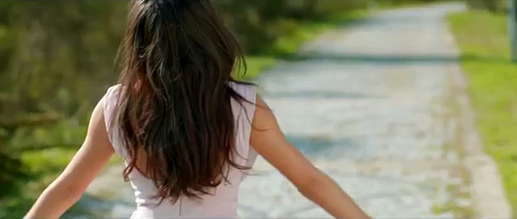 [LOL EXA] Tuğba Yurt - Aklımda Sorular Var - Teaser