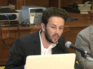 MONUMENTI I 100 VJETORIT ARTISTET NE TIRANE HEDHIN POSHTE AKUZAT PER PLAGJIATURE LAJM