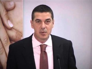 PREZANTOHET “FRD” GAZMEND OKETA SHPALL PARTINE E SHTRESES SE MESME LAJM