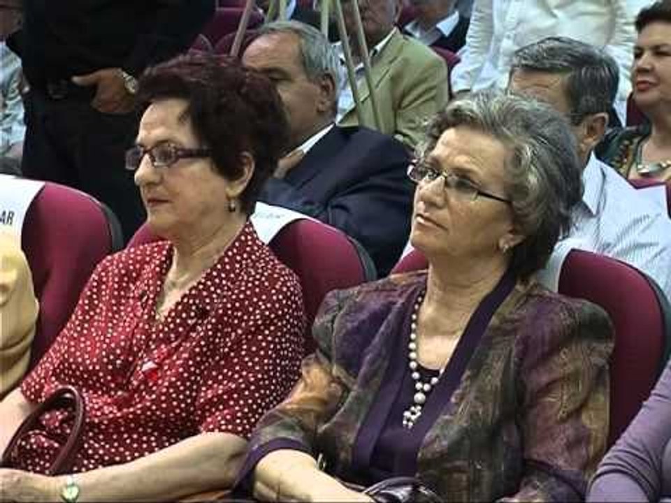 75 VJETORI I AGIM KRAJKES PERKUJTOHET VEPRA DHE KONTRIBUTI QE I DHA ARTIT SHQIPTAR LAJM