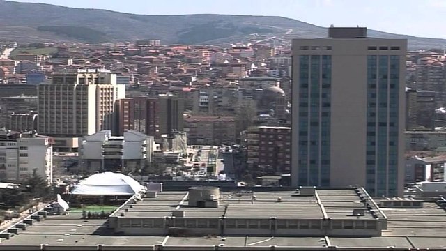 BE KUSHTEZON NEGOCIATAT PER ANTARESIM TE SERBISE ME NJOHJEN E KOSOVES LAJM