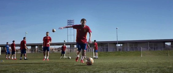 Vicente del Bosque se pasa al Lado Oscuro - YouTube[via torchbrowser.com]