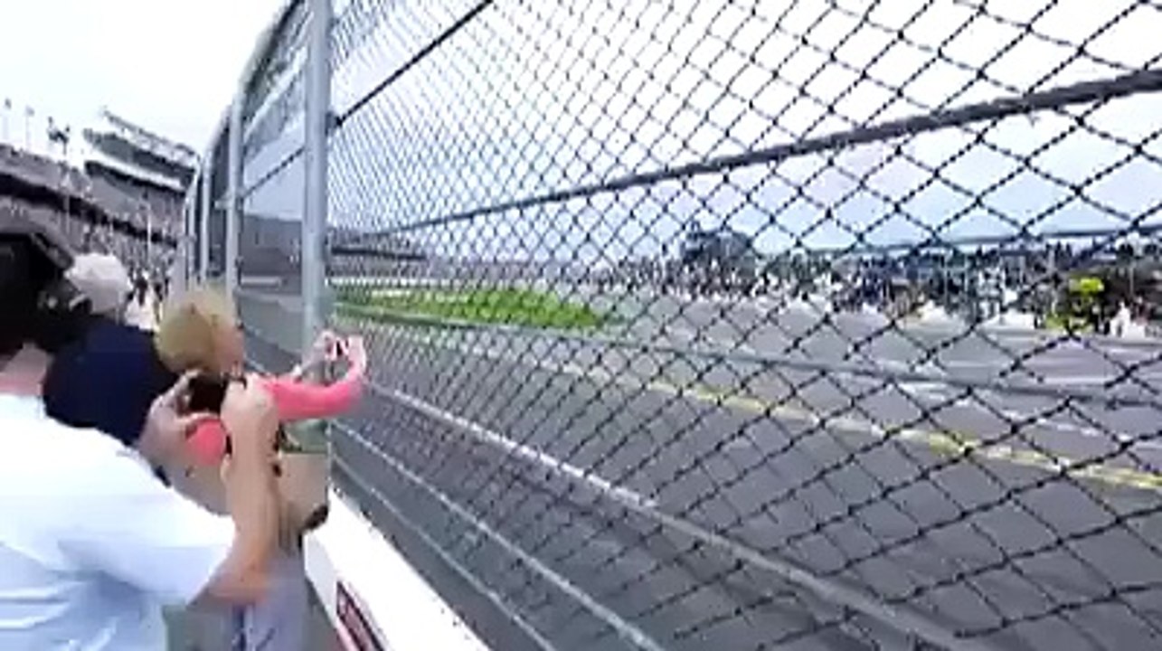 amazing racing car