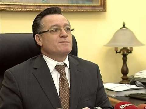 EKONOMIA SHQIPTARE FULLANI DHE BODE KERKOJNE KONSENSUS POLITIK PER REFORMAT LAJM