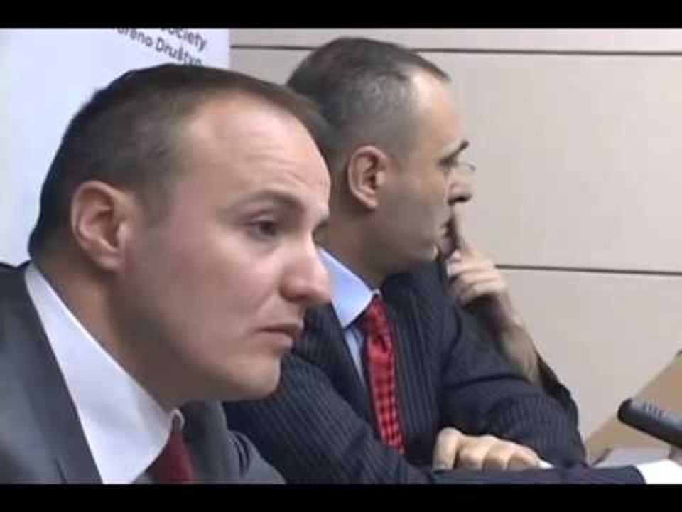 AMBASADORI FRANCEZ MBESHTET KERKESEN E THAÇIT PER ME SHUME VEMENDJE LAJM