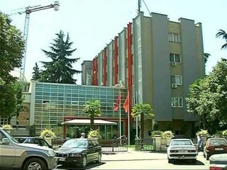 DEBATET NE FRESH MALAJ,NUK DUHET LEJUAR MANIPULIMI I VOTIMIT LAJM