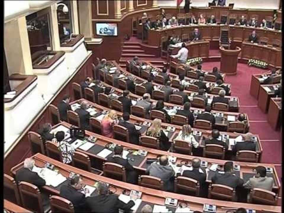 IDRIZI NE “DEBAT” KREU I PDIU KERKON NJE MINISTER DHE NDRYSHIME NE QEVERI LAJM