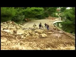 Përmbytet Vlora. Një viktimë në Radhimë - Top Channel Albania - News - Lajme