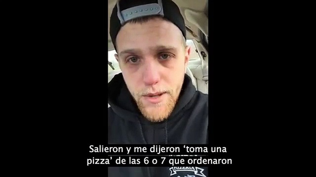 Así reaccionó un joven cuando le dieron 700$ en propina