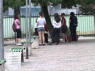 MATURANTET E PARABURGOSUR MASH VENDOS TE SHOQEROHEN ME POLICI PER PROVIMET LAJM