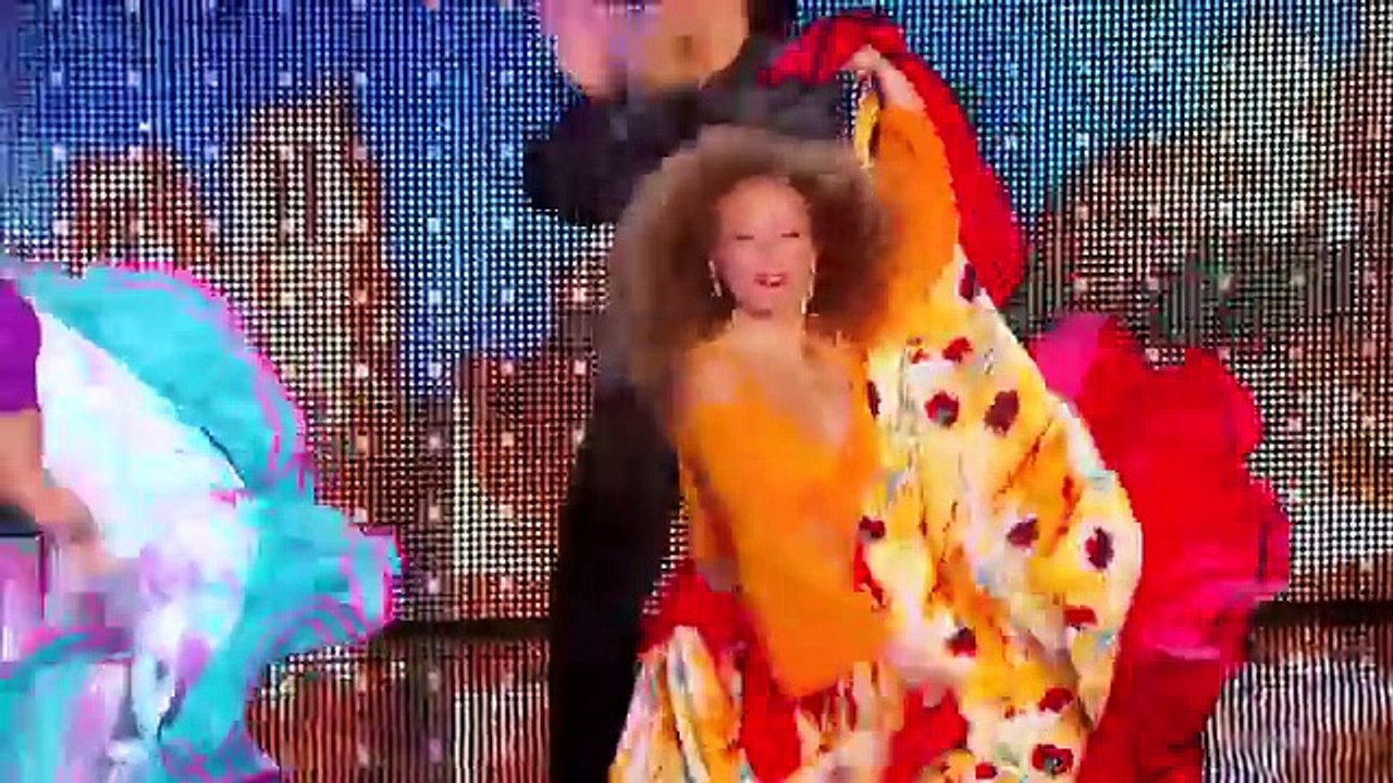 PIETA IOURCHTENKO on France Got Talent 17 November 2015