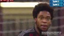 Luiz Adriano Big chance - AC Milan v. Crotone 01.12.2015 HD