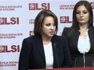 KRYETARJA E RE E LGI KLAJDA GJOSHAJ NE KRYE TE FORUMIT TE GRUAS TE LSI LAJM