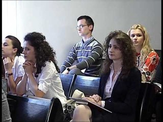 VARFERIA NE SHQIPERI BIZNESE SOCIALE PER TE NDIHMUAR FAMILJET NE NEVOJE LAJM