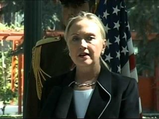 KLINTON NE AFGANISTAN I OFRON STATUSIN E ALEATIT ME TE MADH JASHTE NATO LAJM