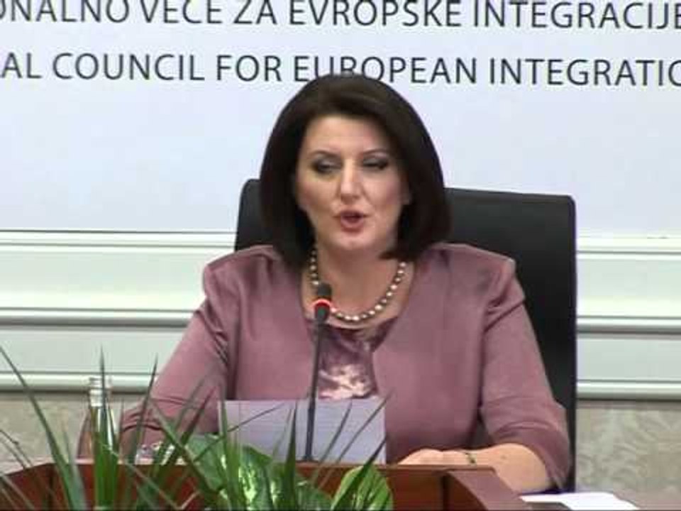 PRESIDENTJA E KOSOVES KUSHTETUESJA PRITET TE SHPREHET PER MANDATIN E JAHJAGES LAJM