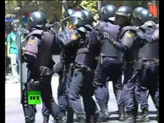 PROTESTA NE SPANJE 23 TE PLAGOSUR NGA PERLESHJET NE QENDER TE MADRIDIT LAJM