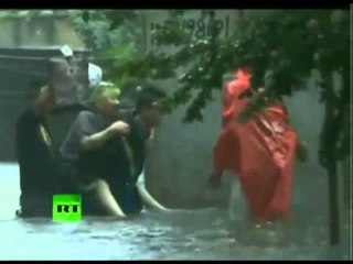 PERMBYTJE NE PEKIN DHJETRA VIKTIMA E TE SHPERNGULUR NE KRYEQYTETIN KINEZ LAJM