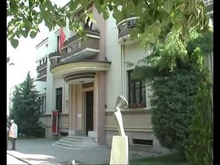 GALERIA “GURI MADHI” TJETER SKANDAL ME PIKTURAT NE GALERINE E KORÇES LAJM