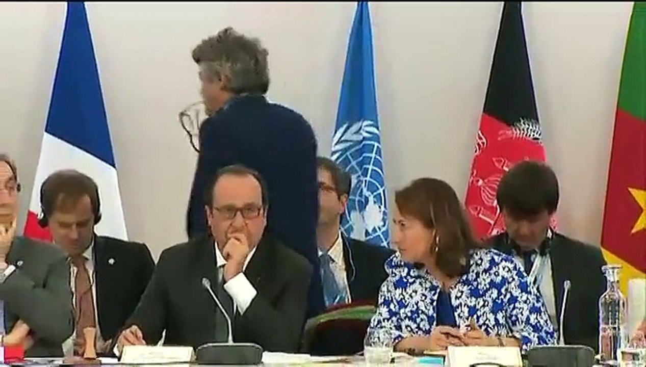 COP21 : Jean-Louis Borloo, maître de cérémonie à la conférence sur l'Afrique