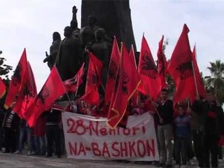 VLORA SFIDON TIRANEN BASHKIA VENDOS NGRITJEN E SHTATORES SE ISMAIL QEMALIT LAJM
