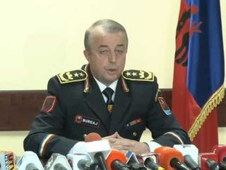 VIJOJNE KERKIMET SHOQEROHEN QINDRA TE RINJ, VRASESI NUK GJENDET LAJM