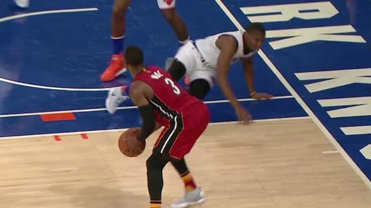 Top 10 NBA Crossovers: November 2015 (Short)