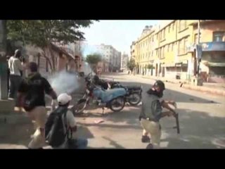 PROTESTA NE PAKISTAN 15 VIKTIMA NGA MANIFESTIMET KUNDER FILMIT ANTI ISLAM LAJM