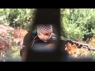 LUFTA NE SIRI REBELET ZHVENDOSIN SHTABIN E TYRE NE BRENDA KUFIJVE LAJM