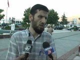 MUSLIMANET SHQIPTARE PROTESTOJNE NE POGRADEC KUNDER FILMIT DHE VRASJEVE LAJM