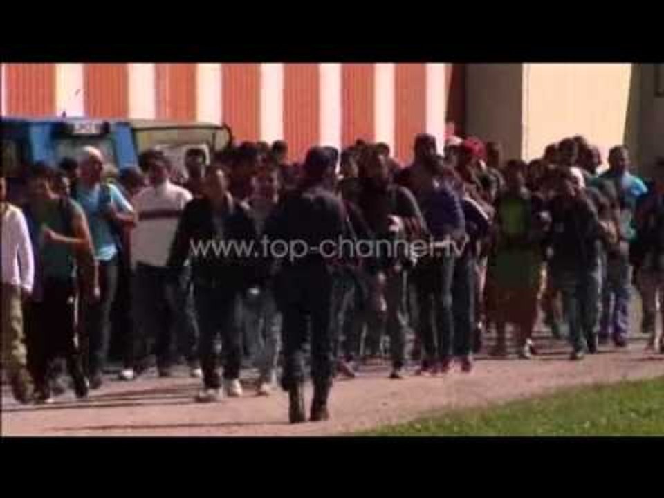 Emigrantët mbeten "stok" në kufirin kroato-slloven - Top Channel Albania - News - Lajme
