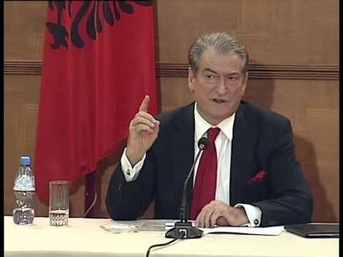 SKANDALI ME REKLAMAT BERISHA PRANON SE VIZION PLUS NUK KA MARRE ASNJE QINDARKE LAJM