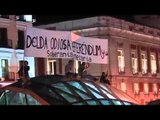 VIJOJNE PROTESTAT SPANJOLLET KUNDER MASAVE SHTRENGUESE TE QEVERISE SE TYRE LAJM