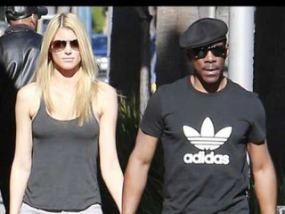 SHOWBIZ NE HOLLYWOOD TE REJAT ME TE FUNDIT NGA BOTA E ZHURMSHME E YJEVE LAJM