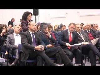 SEANCA E KUVENDIT, NE SALLE TE IMPROVIZUAR