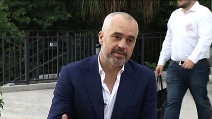 RAMA ME GUVERNATORIN E HONG KONGUT PERSERIT FTESEN PER INVESTIME NE SHQIPERI LAJM