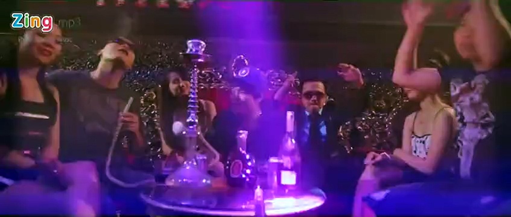 Đinh Kiến Phong , Nguyễn Đình Vũ – DJ Cuồng Quay