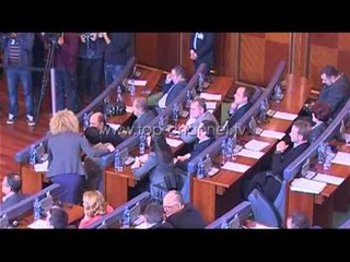 Kosovë, ratifikohet MSA; opozita braktisi seancën - Top Channel Albania - News - Lajme