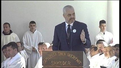 MESHA E PARE KATOLIKE NE SHKODER,PERKUJTOHET 25 VJETORI I RITUALIT FETAR LAJM